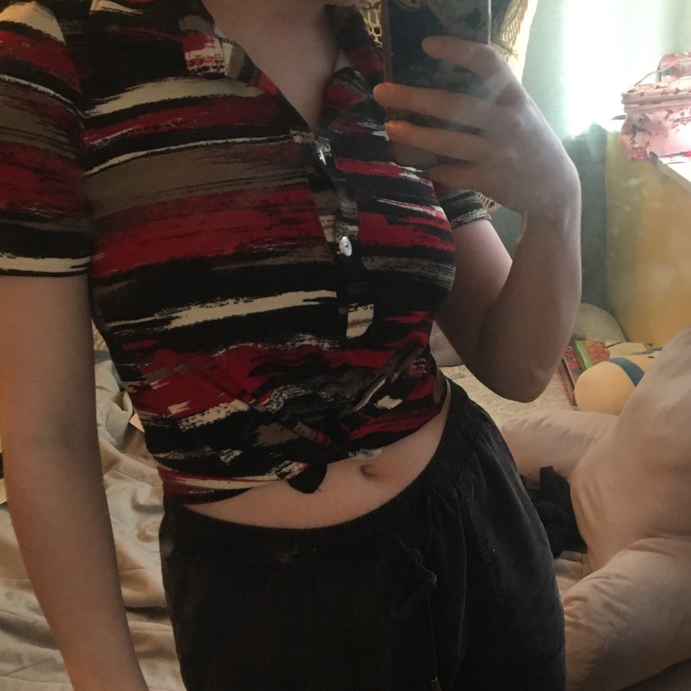 Cute vintage style crop top